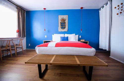 Solvang Hotel | The Hamlet Inn