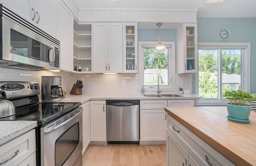 Holland House | The Hampton
