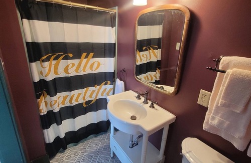 Fairplay Bed & Breakfast | The Hand Hotel Bed & Breakfast
