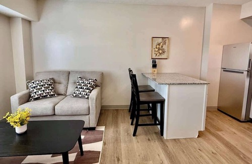 North Central Omaha Apartment | The Hanscom Summary: