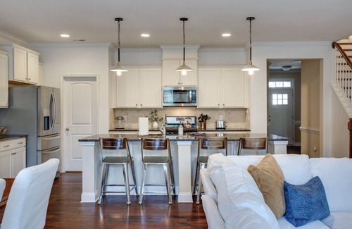 Southwest Raleigh House | The Happy Haven
