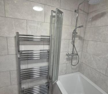 Waltham Cross House | The Happy Place!