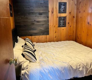 Newaygo Apartment | THE HAPPY PLACE