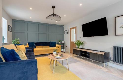 Whitstable House | The Harbour Retreat