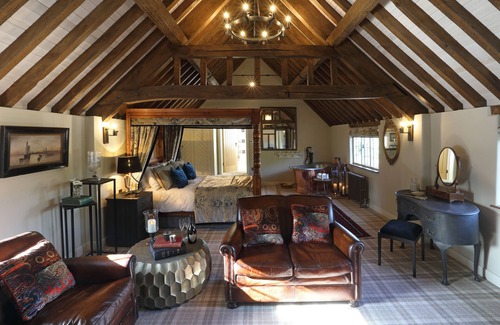 South Leigh House | The Harcourt Arms