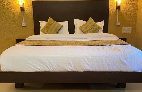 Marchula Hotel | The Harikanta Corbett Resort
