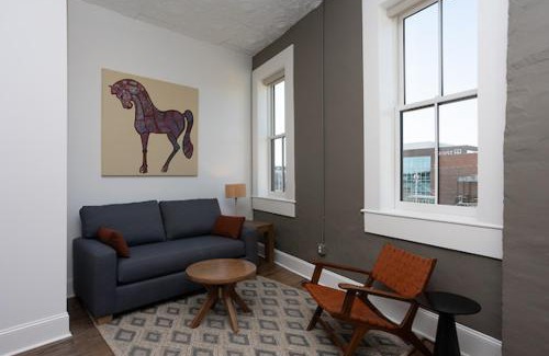 Wilson Hotel | The Harriss