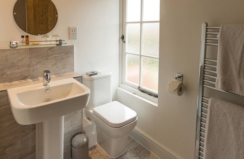 Stock Hotel | The Harvard Inn