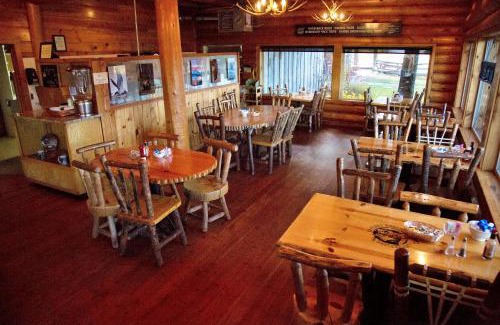 Moran Resort | The Hatchet Resort