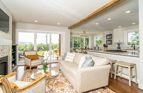Front Royal House | The Haven: Country Escape with Gorgeous Views