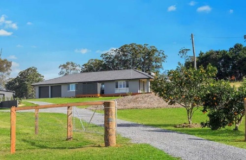 Hyndmans Creek House | The Haven - peaceful rural property