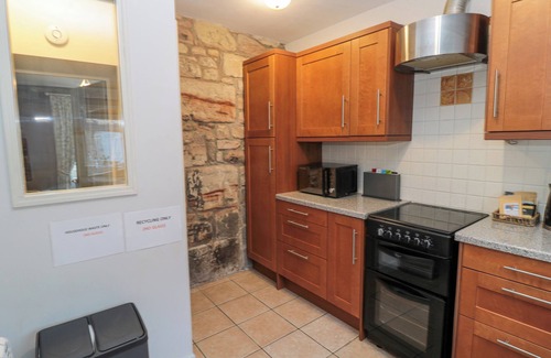 North Sunderland Cottage | THE HAVEN, pet friendly, with open fire in Seahouses