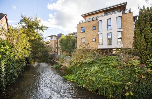 Oxford City Centre Apartment | The Hawking