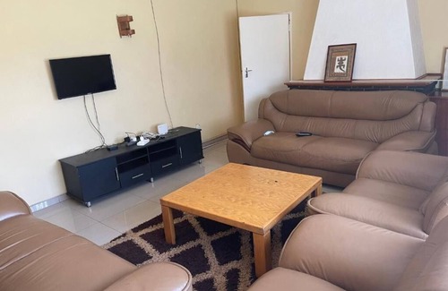Harare Bed & Breakfast | The Hawks Bed and Breakfast
