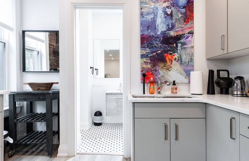 Stratford Apartment | The Hawthorne Apartment