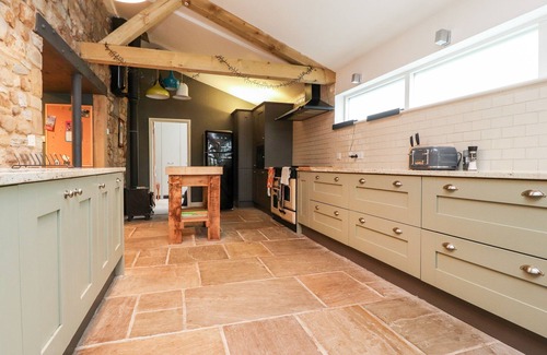 Clitheroe Cottage | THE HAWTHORNS, pet friendly, character holiday cottage in Gisburn