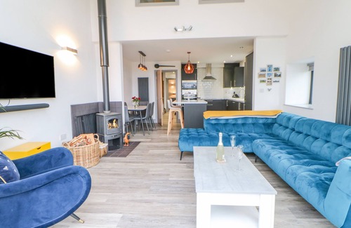 Hetton-le-Hole Cottage | THE HAY BARN, pet friendly, with open fire in Murton, County Durham