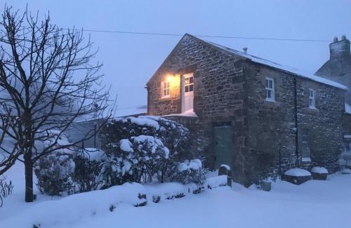 Gunnerton House | The Hay Loft Southlands Farm