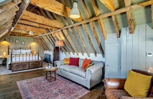Martlesham Heath House | The Hayloft at Ryes Farm