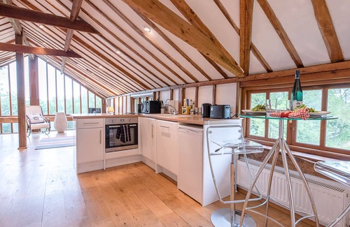 Woodbridge House | The Hayloft, Clopton