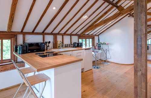 Woodbridge House | The Hayloft, Clopton
