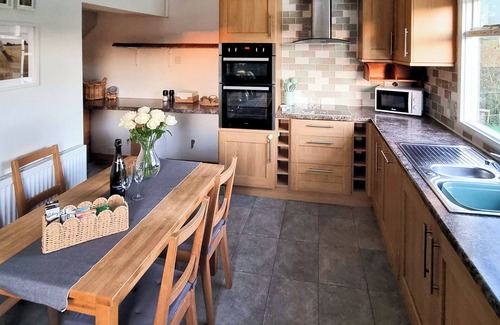 St George Cottage | The Hayloft offers the perfect retreat in the stunning North Wales countryside.