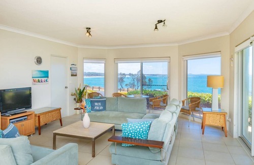 Woolgoolga Apartment | The Headland - Woolgoolga Headland! Pollack Esplanade.