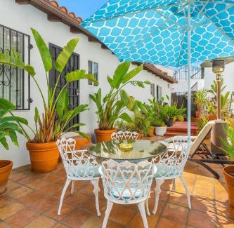 Hollywood Hills Apartment | The Heart Of Hollywood Hills