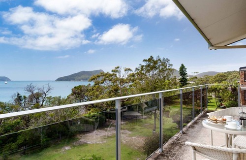 Nelson Bay Apartment | The Helm 5,22 Voyager Cl - waterfront unit