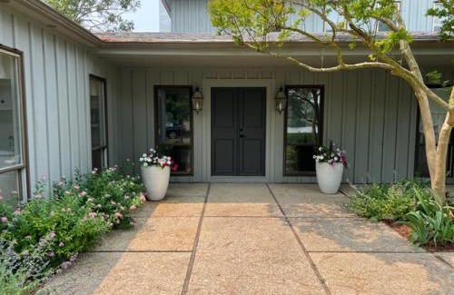 Easton House | The Helm