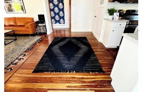 East 1st Street House | The Hemingway Cottage
