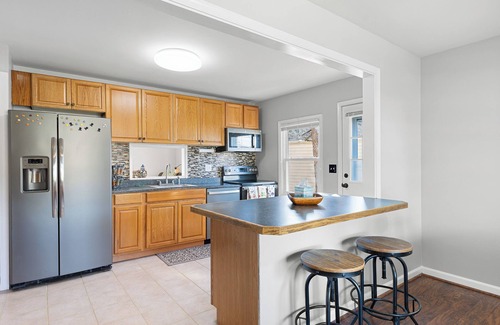 Yorkshire House | THE HEN HOUSE: House close to UD stadium