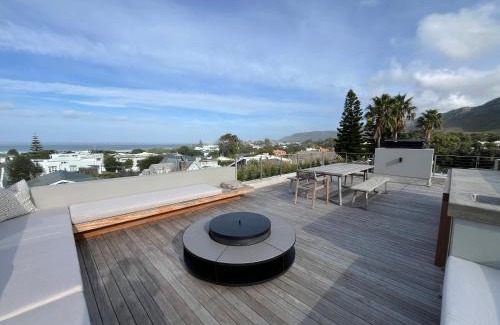 Voelklip Villa | The Hermanus Retreat