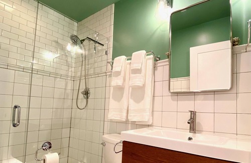Downtown Little Rock Apartment | The Heron @ ChesterNests