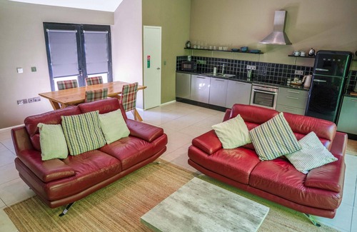 Carlisle Cottage | The Heronry, Near Carlisle, Scottish Borders sleeps 2 with hot tub