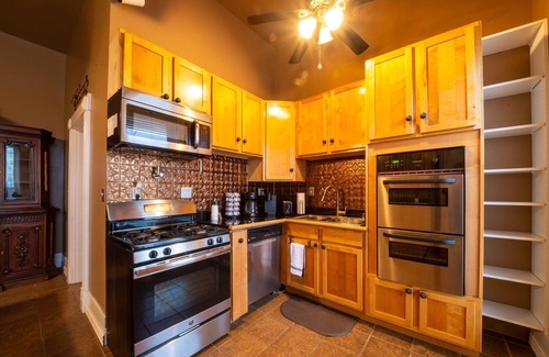 Connersville House | The Hidden Gem in downtown Connersville