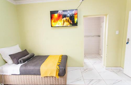 Greater Johannesburg Metropolitan Area House | The Hide on kilburn