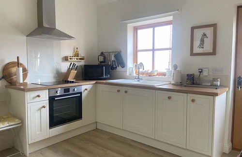 Gringley on the Hill Apartment | The Hideaway in Gringley