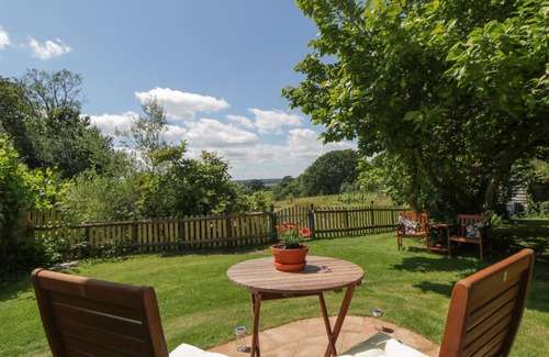 Ottery St Mary Cottage | THE HIDEAWAY AT BURROW HILL, pet friendly in Ottery St Mary