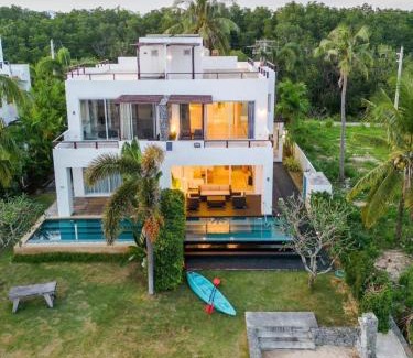 Bo Nok House | The hideaway beach front villas