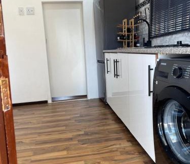 Pretoria House | The Hideaway Cabin