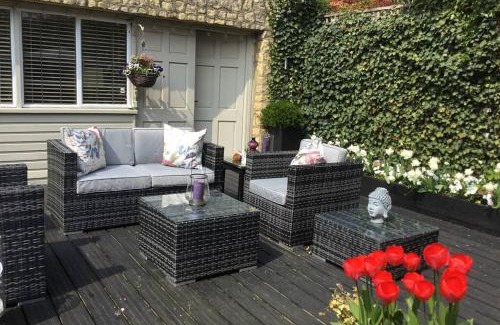 Gravesend Apartment | THE HIDEAWAY - KENT