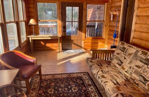 Hayward House | The Hideaway on Clear Lake Island