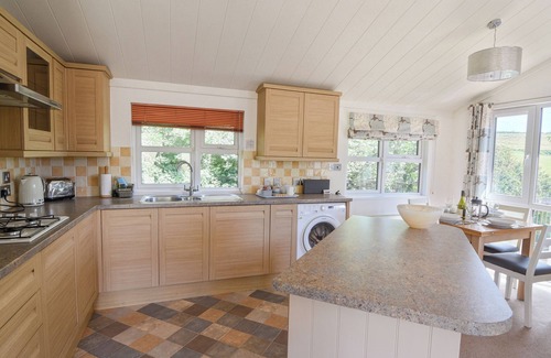 Eype Cottage | THE HIDEAWAY, pet friendly, country holiday cottage in Eype