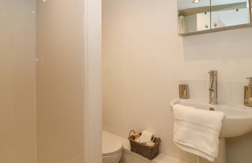 Boroughbridge Cottage | THE HIDEAWAY, pet friendly in Boroughbridge
