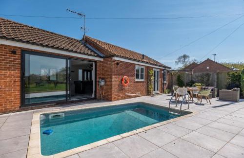 Ringstead House | The Hideaway S