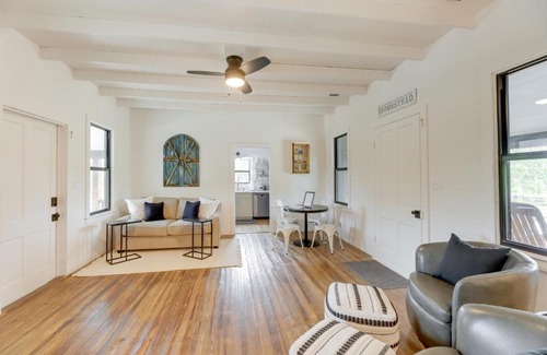 Schulenburg House | The Hideaway Secluded and Spacious Schulenburg Gem
