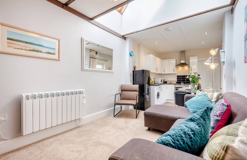 St Merryn House | The Hideaway - Two Bedroom House, Sleeps 4