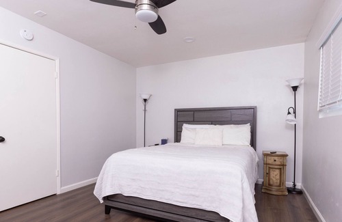 Central Escondido Apartment | The Hideout-2 bedroom condo in Historic Escondido, 10 mins away from Safari park