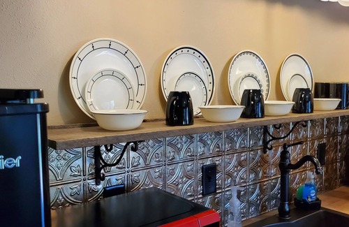 Deadwood Apartment | The Hideout at Mad Peak Lodging, sleeps up to four